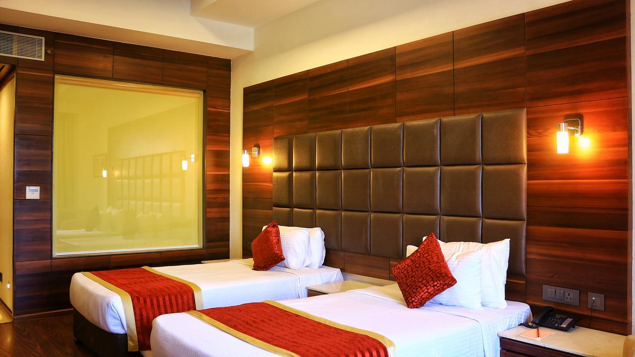City Park Resort Bahādurgarh Kültér fotó